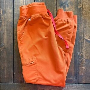Figs Zamora jogger scrubs burnt Orange